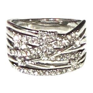 Sparkling Fashion Ring With Crystals Size : 8